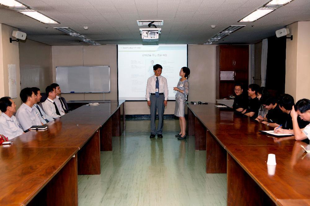 장례식장 근무자 CS 교육 - 0Jangraesikjang Edu-1 이미지